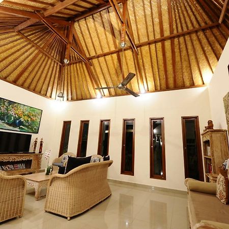 Villa Exotica Ubud Buitenkant foto